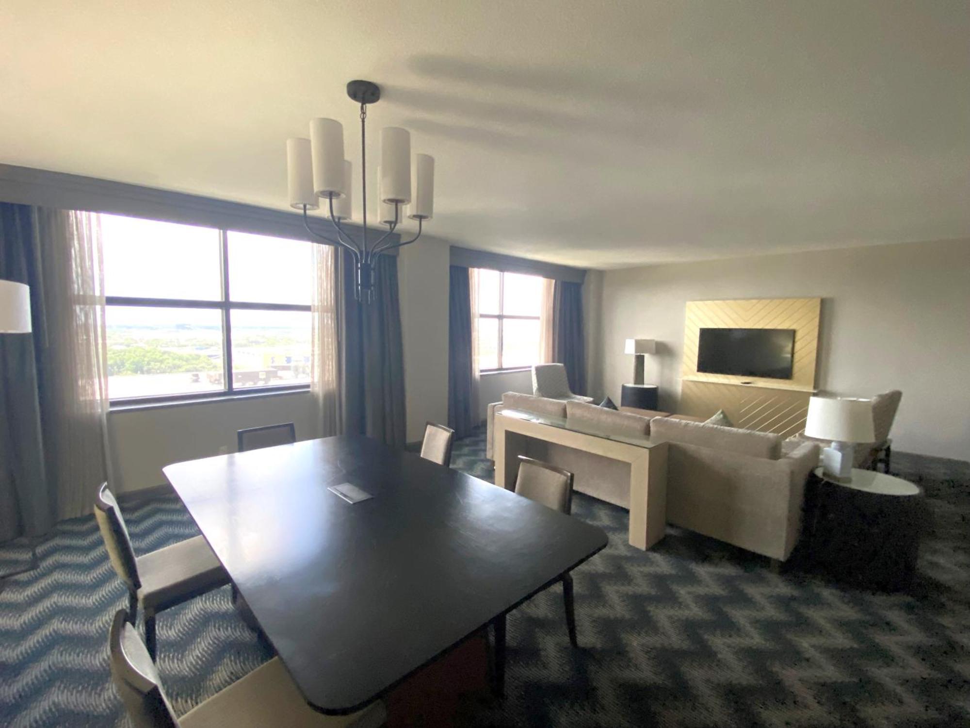 Hilton Houston North Otel Dış mekan fotoğraf