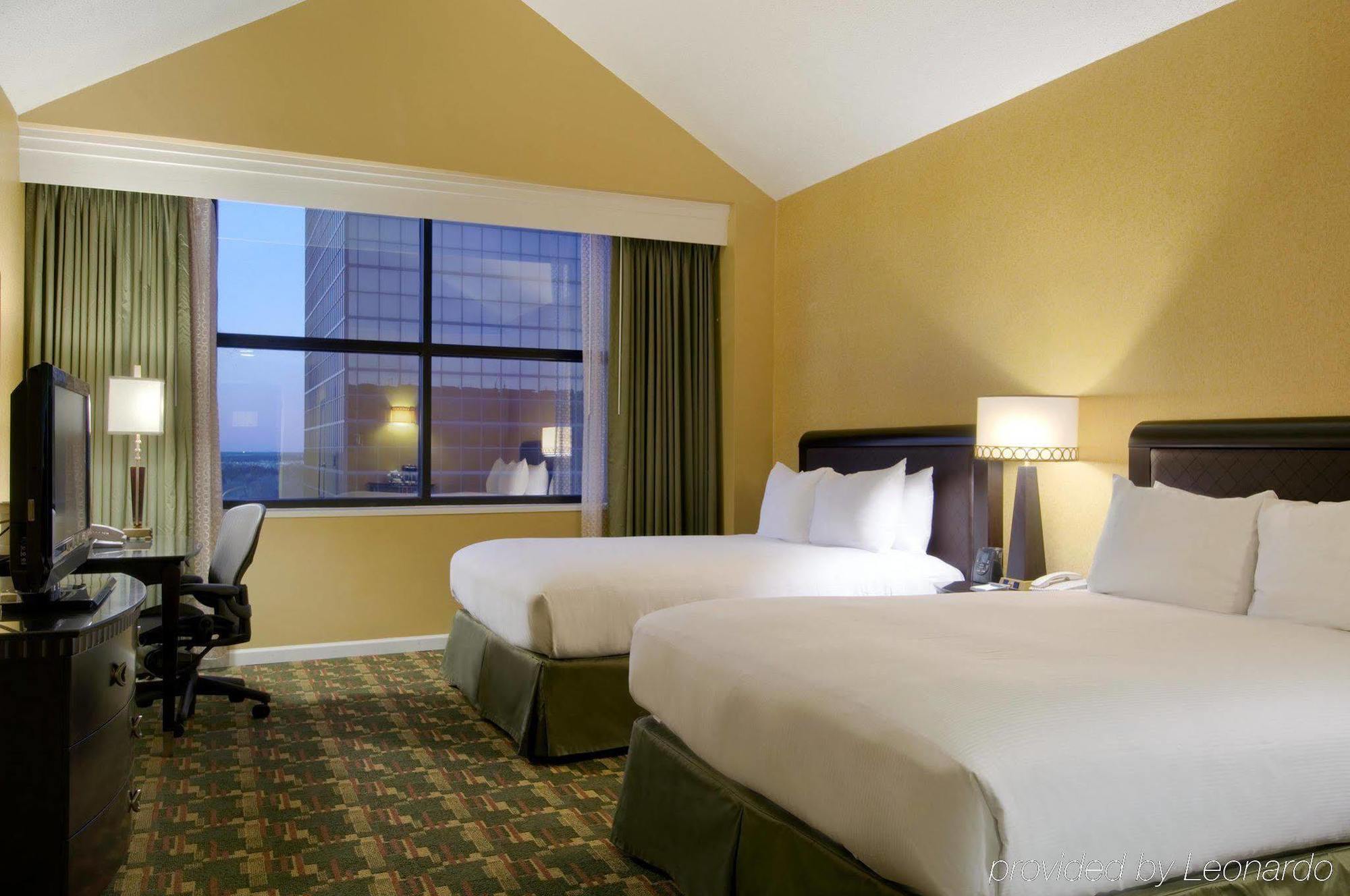 Hilton Houston North Otel Dış mekan fotoğraf
